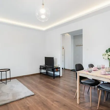 Apartment Kosinskiego By Renters *