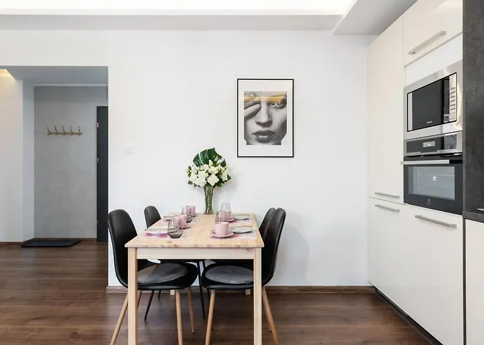 Appartamento Kosinskiego By Renters Poznań